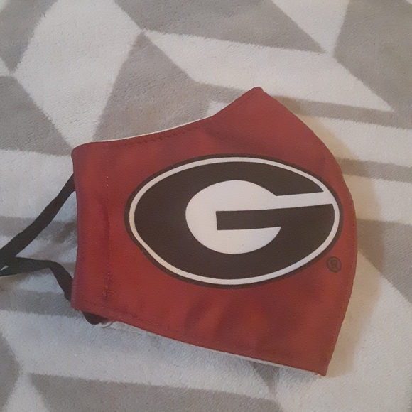 Georgia Bulldogs Football  Face mask/Red and Black/OSFA - Picture 3 of 6